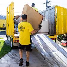 Best Commercial Junk Removal  in Cambridge, MN